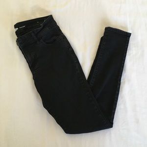 Black Skinny Jeans